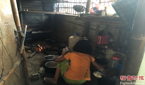 The cooking girl