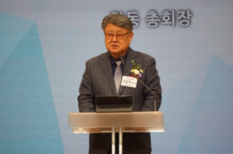 Rev. Jong-hyeok Kim, Chairman of the Korean Christian Council. 